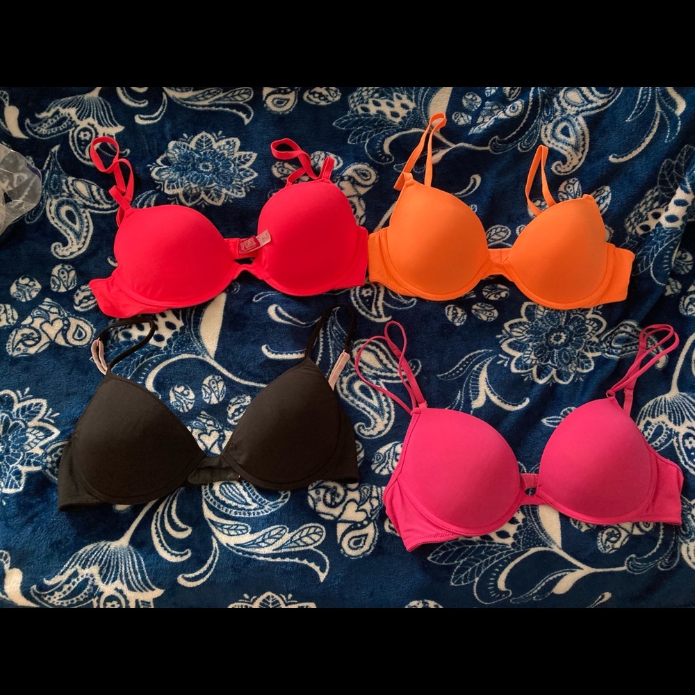 Lot of 4 - Victoria’s Secret PINK 36B Lightly Lined Underwire Bras